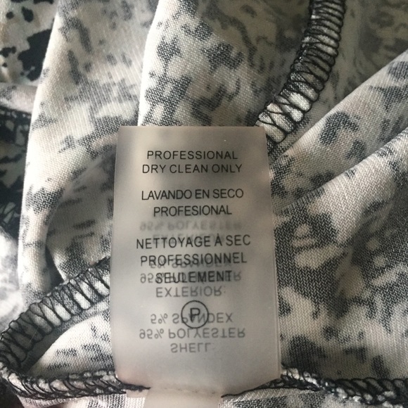 Calvin Klein Slinky Sleeveless Top Size L - Picture 7 of 7